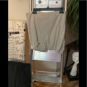 Wide-leg Linen Blend capris, mid-calf in beige